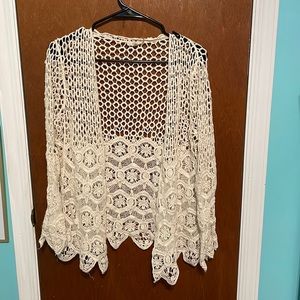 Lace cardigan SIZE S/M cream color good condition